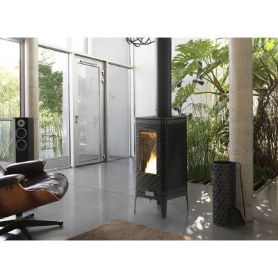 Piec wolnostojący 7 kW IWAKI antracyt